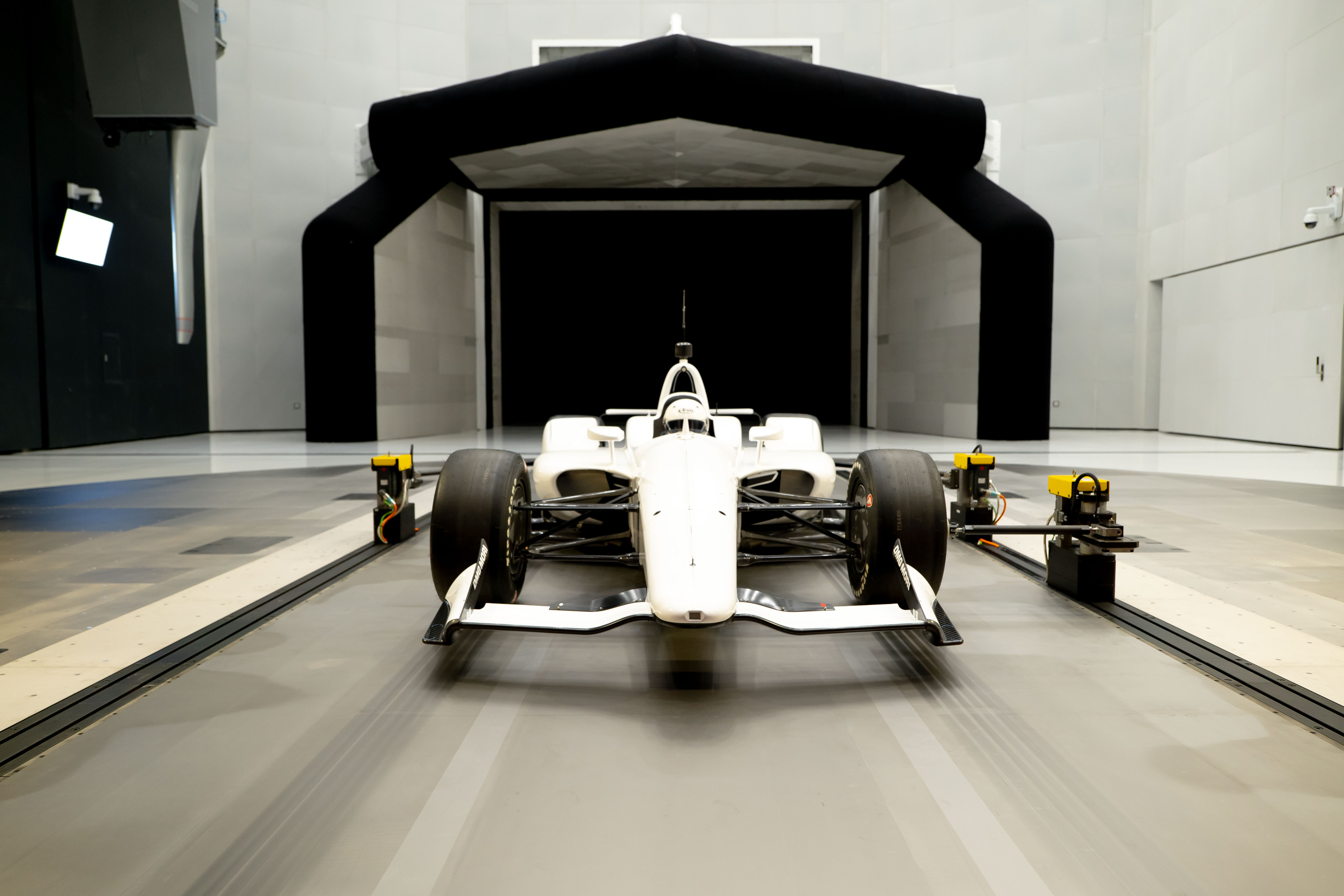 Wind Tunnel - Active Ride Height System for Honda
